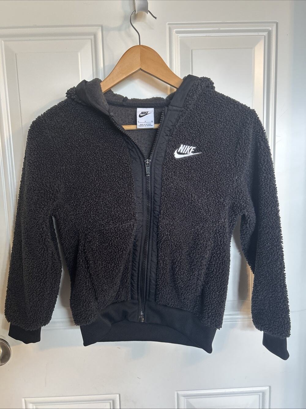 Nike fleece hoodie youth S Black